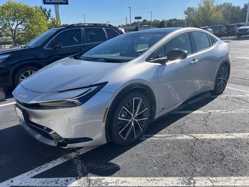 2024 Toyota Prius LE