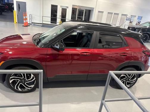 Crimson Metallic 2025 Chevrolet Trailblazer RS