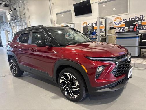 Crimson Metallic 2025 Chevrolet Trailblazer RS