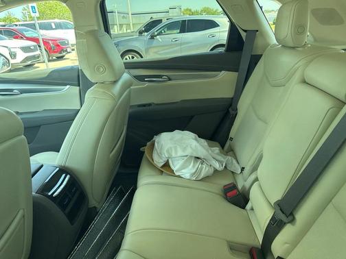 2018 Cadillac XT5 Premium Luxury