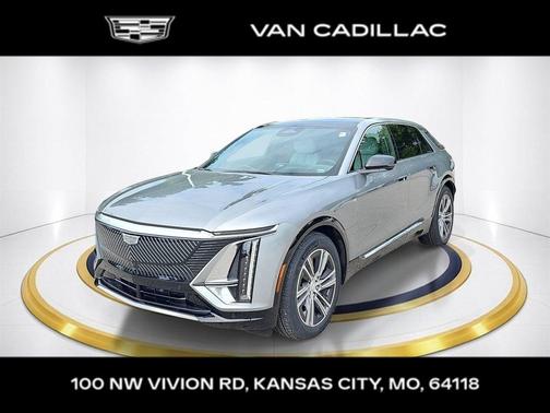 Argent Silver Metallic 2024 Cadillac LYRIQ Luxury