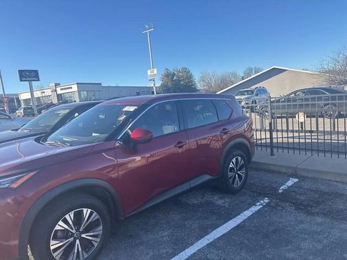 2021 Nissan Rogue SV