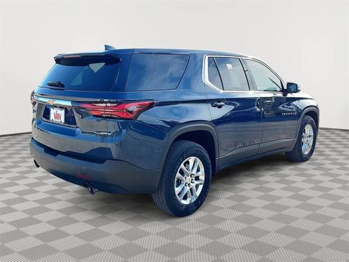 2023 Chevrolet Traverse LS