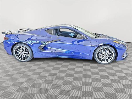 2026 Chevrolet Corvette Stingray w/2LT