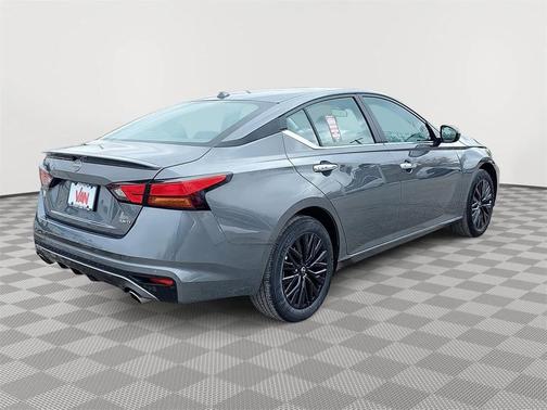 2025 Nissan Altima SV AWD