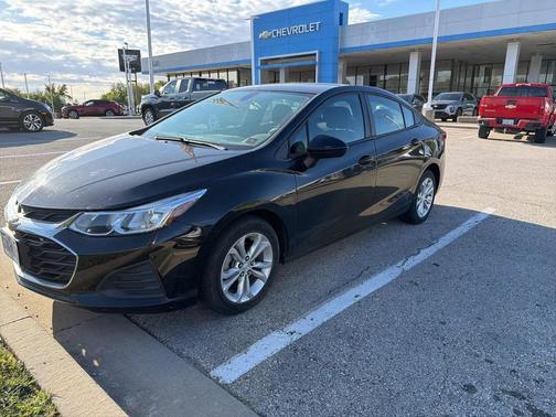 2019 Chevrolet Cruze LS