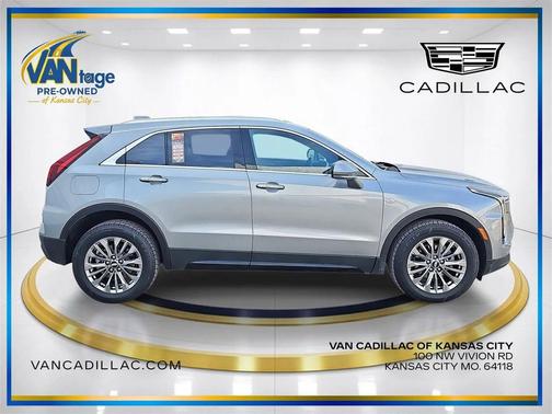 2024 Cadillac XT4 Premium Luxury