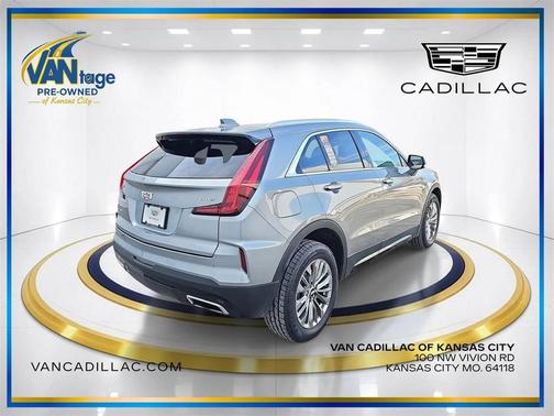 2024 Cadillac XT4 Premium Luxury