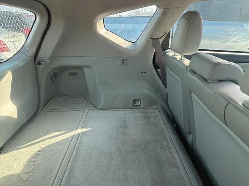 2014 Toyota Prius v Two