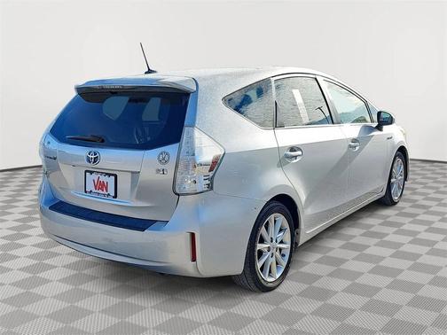 2014 Toyota Prius v Two