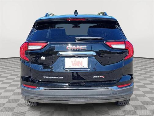 2022 GMC Terrain AWD AT4