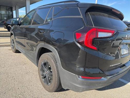 2022 GMC Terrain AWD AT4