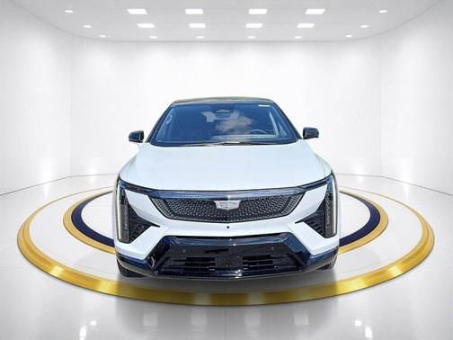 Vibrant White Tricoat 2026 Cadillac OPTIQ Sport