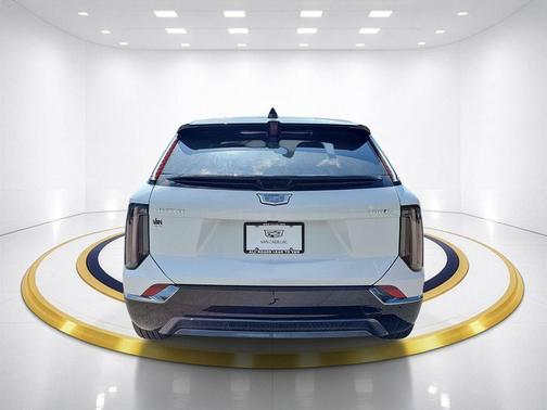Vibrant White Tricoat 2026 Cadillac OPTIQ Sport
