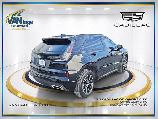 2024 Cadillac XT4 Sport