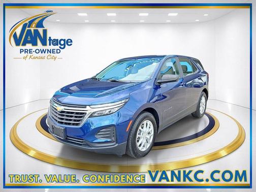 Blue Glow Metallic 2022 Chevrolet Equinox LS