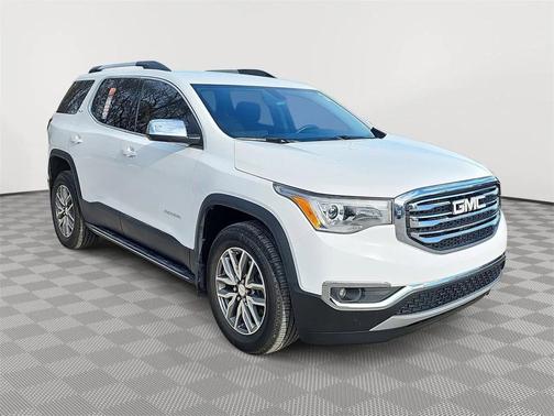 2017 GMC Acadia SLE-2