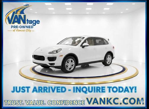 2016 Porsche Cayenne Cayenne