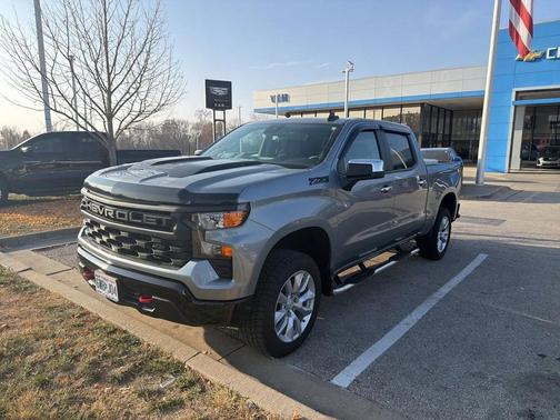 2023 Chevrolet Silverado 1500 Custom Trail Boss