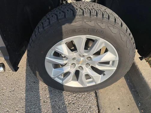 2023 Chevrolet Silverado 1500 Custom Trail Boss