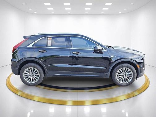 Stellar Black Metallic 2025 Cadillac XT4 Premium Luxury