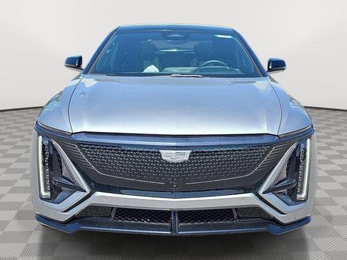 Argent Silver Metallic 2026 Cadillac LYRIQ V Premium