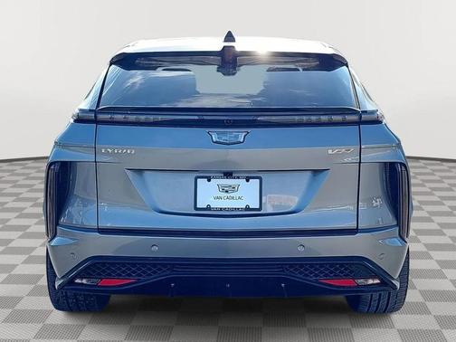 Argent Silver Metallic 2026 Cadillac LYRIQ V Premium