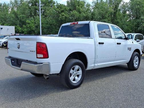 2022 RAM 1500 Classic SLT