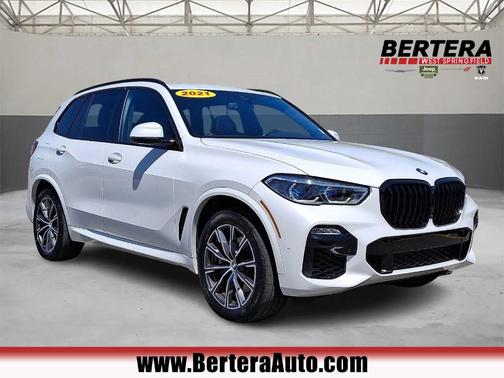 2021 BMW X5 M50i