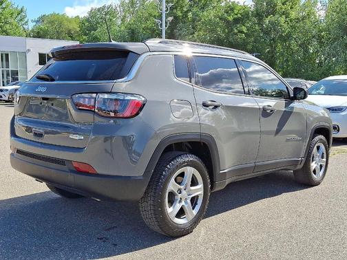 2023 Jeep Compass Latitude