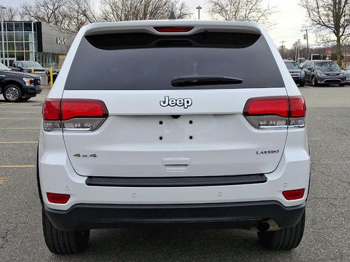 2021 Jeep Grand Cherokee Laredo E