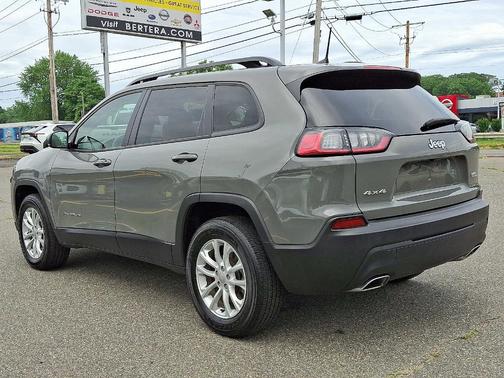 2022 Jeep Cherokee Latitude Lux