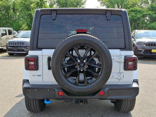 2022 Jeep Wrangler Unlimited 4xe Sahara