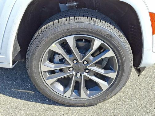 2025 Jeep Grand Cherokee L Overland