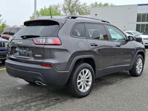 2022 Jeep Cherokee Latitude Lux