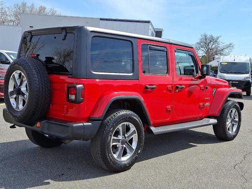 2020 Jeep Wrangler Unlimited Sahara