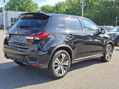 2022 Mitsubishi Outlander Sport ES