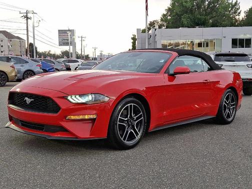 2022 Ford Mustang EcoBoost Premium