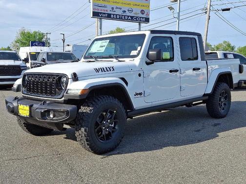 2025 Jeep Gladiator Sport