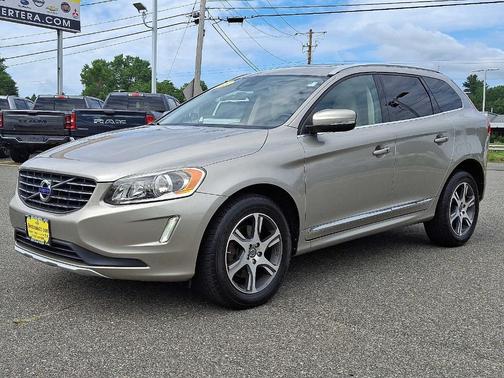 2015 Volvo XC60 T6 Premier Plus