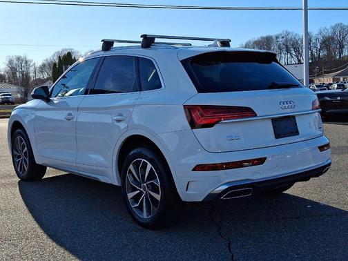 2024 Audi Q5 45 S line quattro Premium