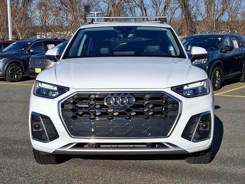2024 Audi Q5 45 S line quattro Premium