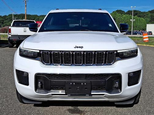 2022 Jeep Grand Cherokee Overland