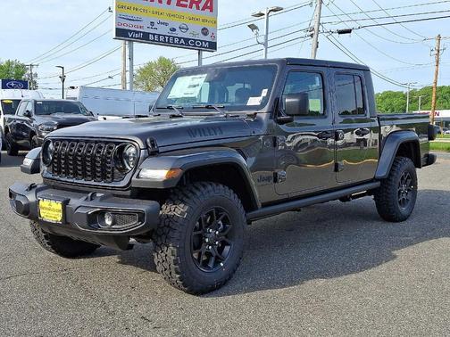 2025 Jeep Gladiator Sport