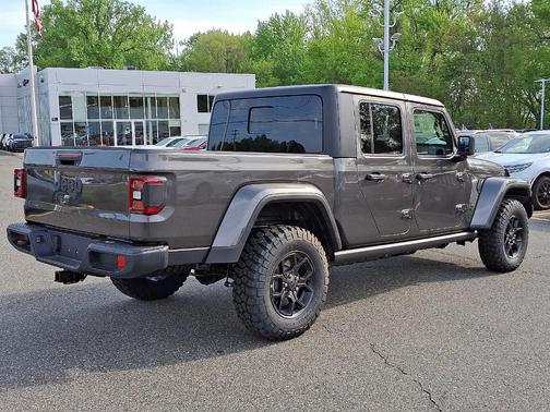 2025 Jeep Gladiator Sport