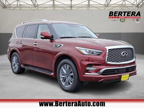 2022 INFINITI QX80 Luxe