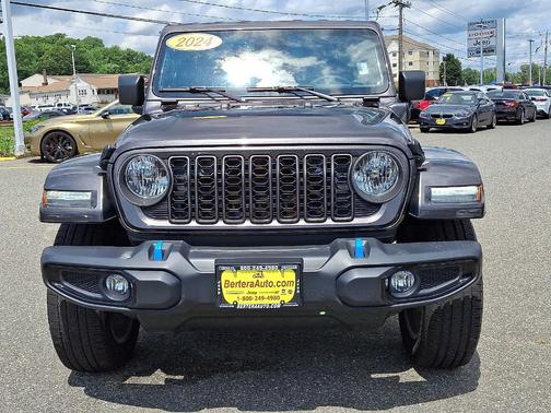 2024 Jeep Wrangler 4xe Sport