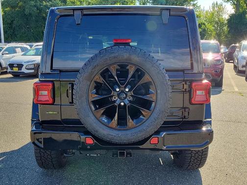 2021 Jeep Wrangler Unlimited Sahara Altitude