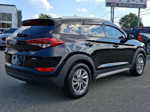 2018 Hyundai TUCSON SEL