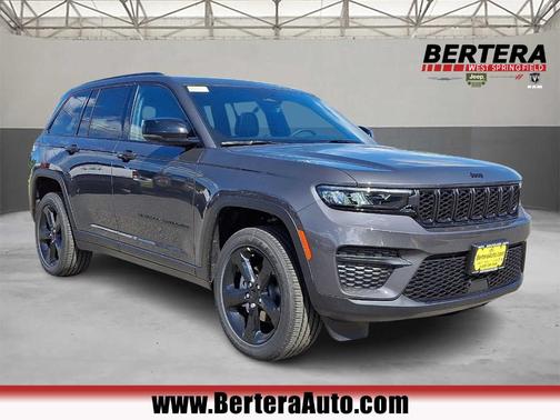 2025 Jeep Grand Cherokee Laredo